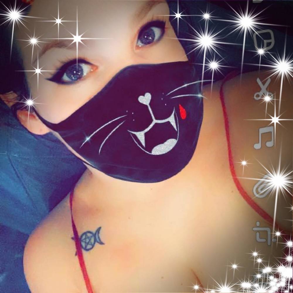 Meet your Posher, Jade